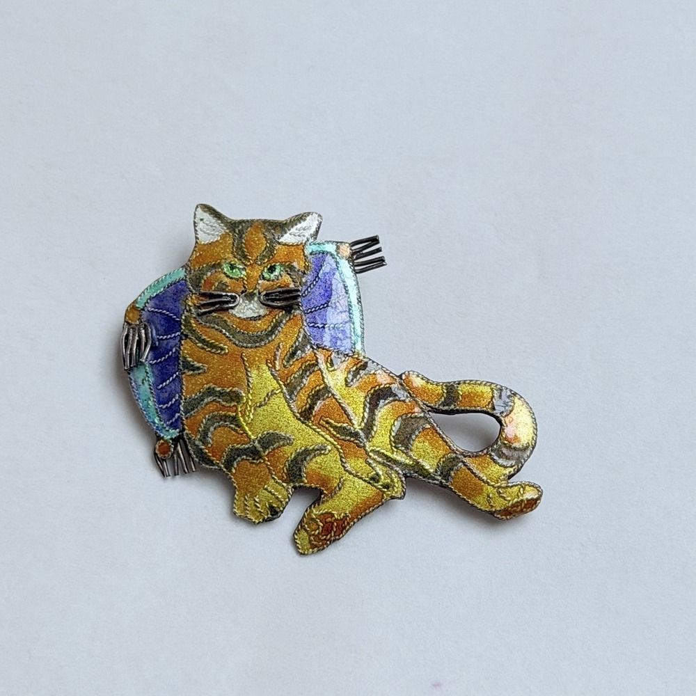 Vintage Zarah Stamped Silver studio enamel art cat brooch pin Gold Yellow Gift